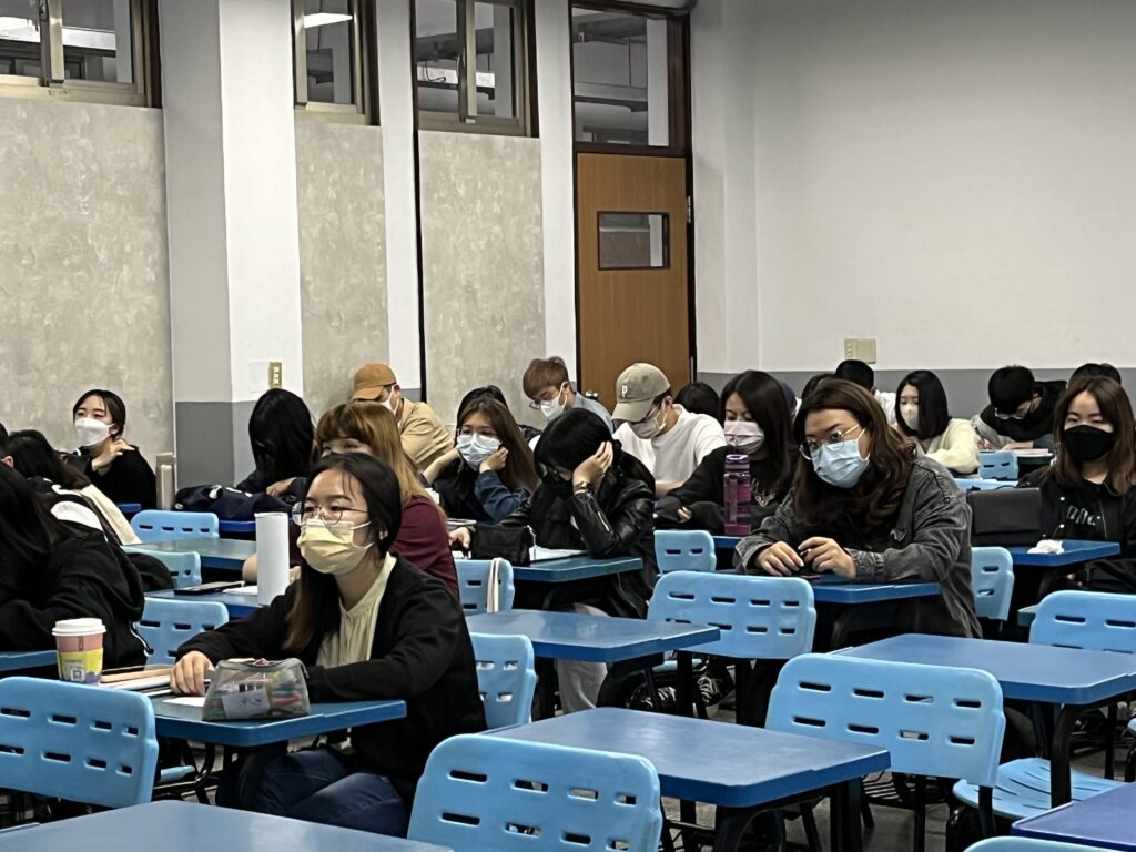 喬安互助網再度與逢甲大學合作開辦保險科技講座! - 喬安互助網